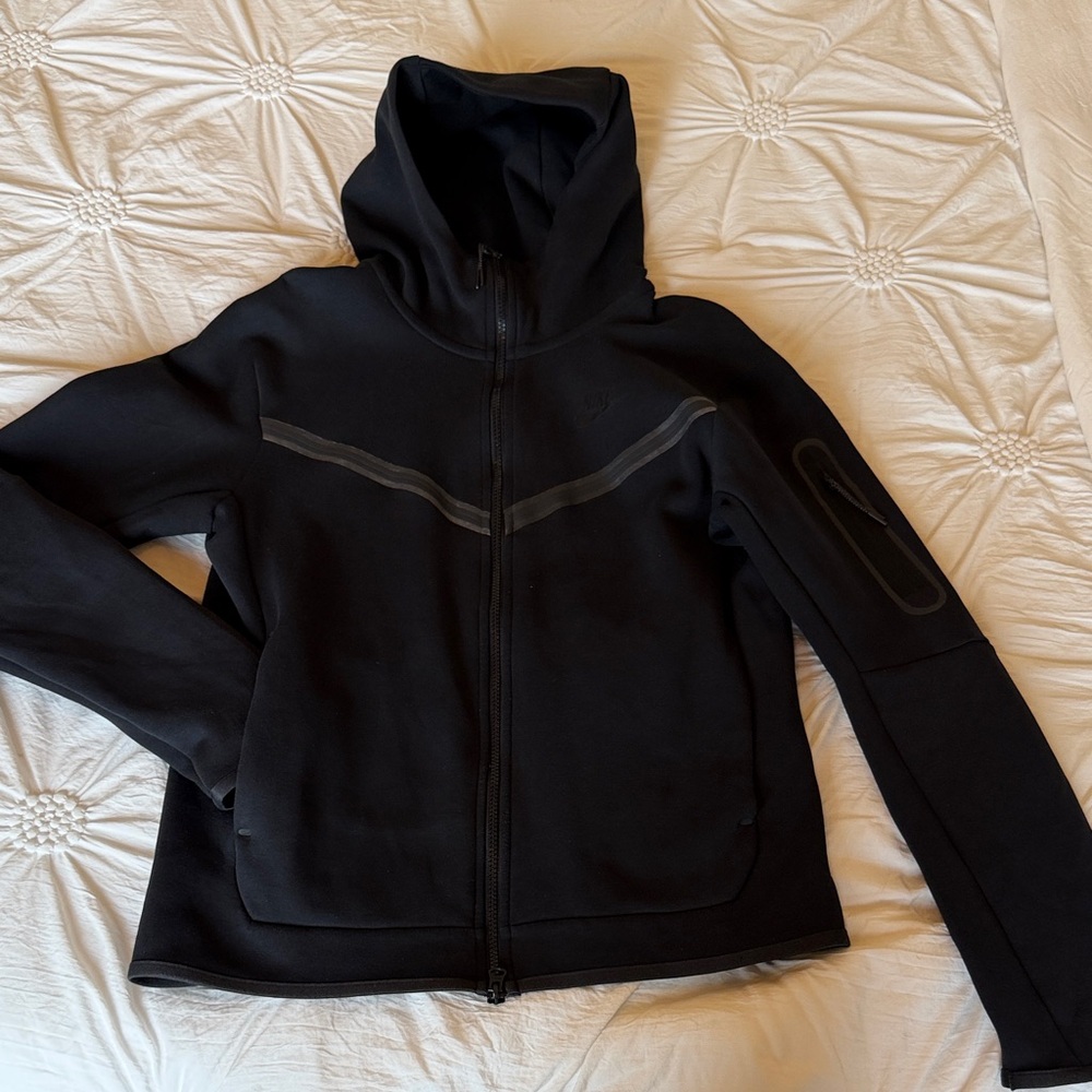 ✅Nike TECH Black Men's ZIP UP Hooded ATHLETIC Jacket. MENS SMALL.